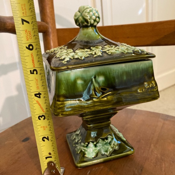 Vintage Green Ceramic 1950s Compote with Sailing Boat Detail - Japan - Picture 7 of 10